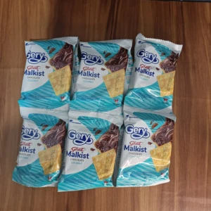 GERY MALKIST SALUUT COCONUT